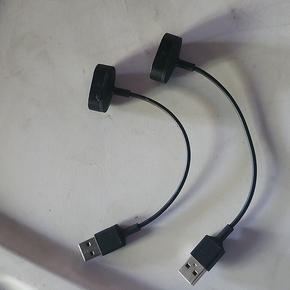 Fitbit Inspire & Inspire HR & Ace 2 - Genuine Fitbit Charging Cable - Picture 2 of 3